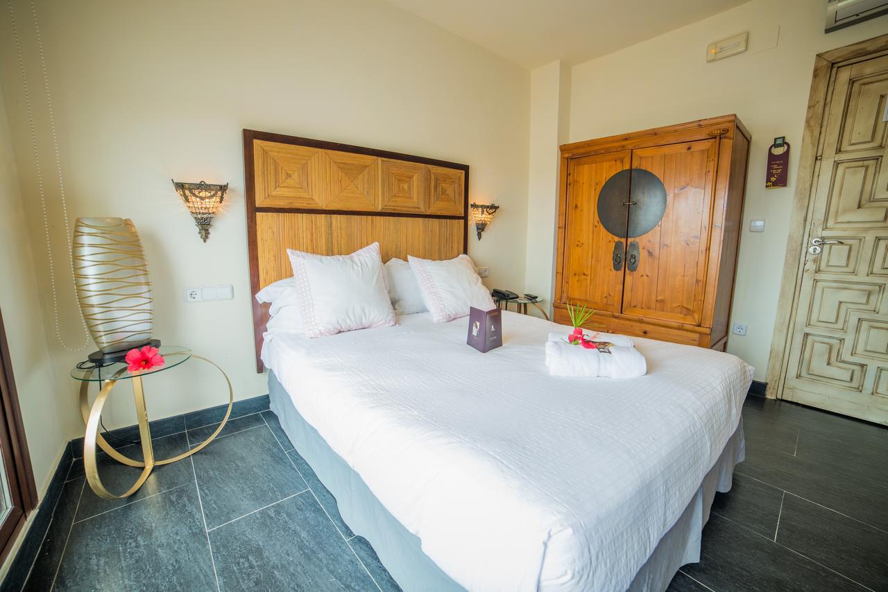Hotel Boutique Varadero Zahara de los Atunes Extérieur photo